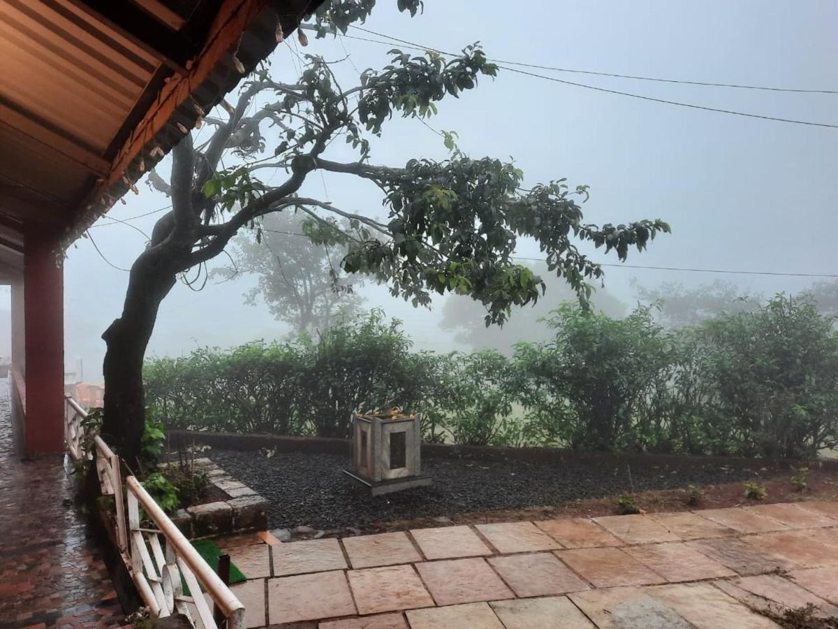 Junglee Nest Holiday Home & Huts Mahābaleshwar Exterior foto