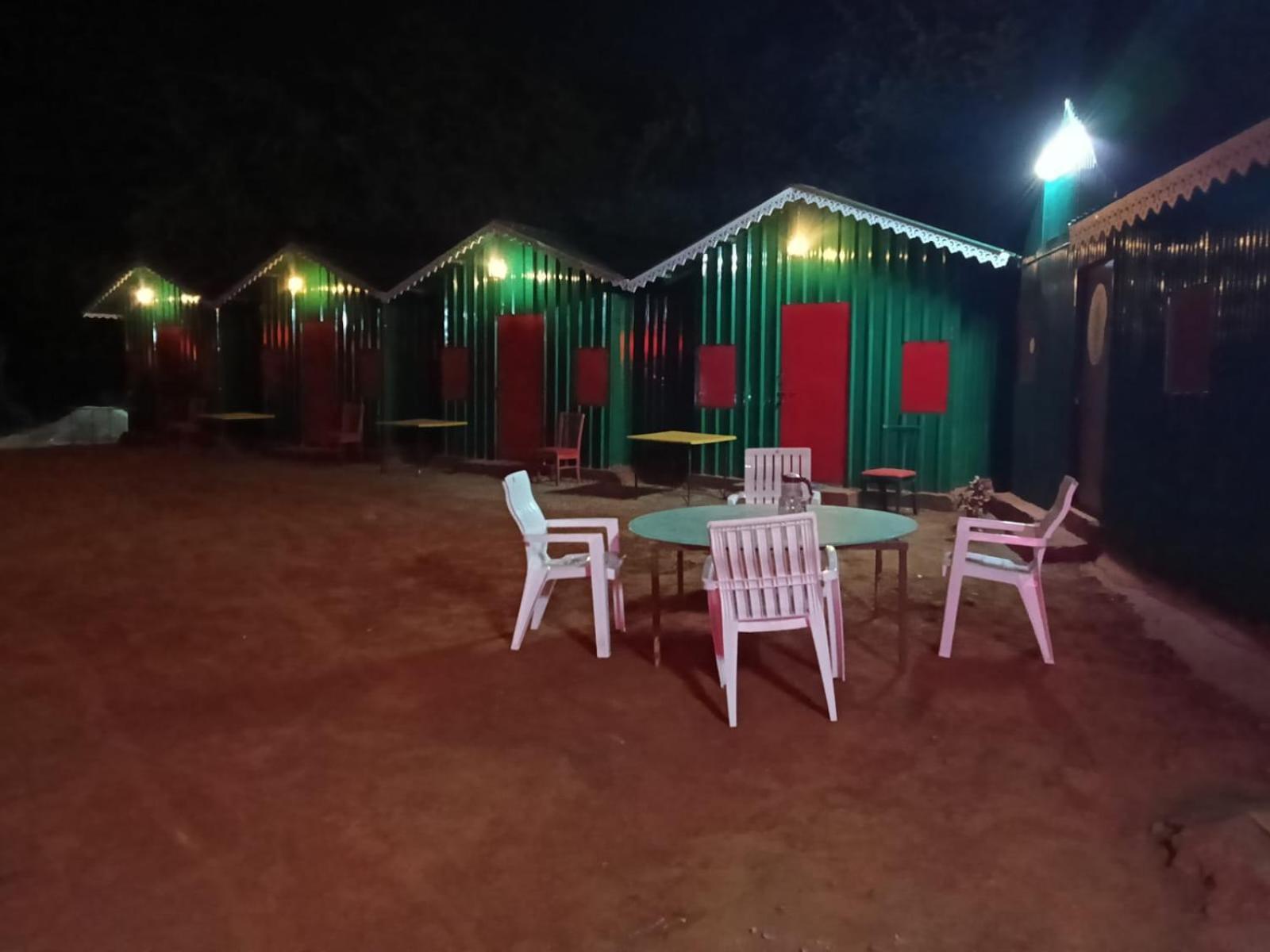 Junglee Nest Holiday Home & Huts Mahābaleshwar Exterior foto